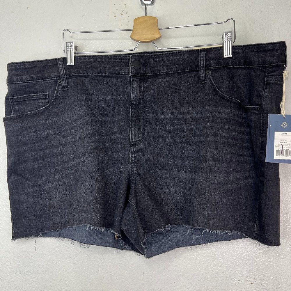 Universal Thread Midi Shorts Denim Raw Hem Distressed Black Wash Plus Size 24W